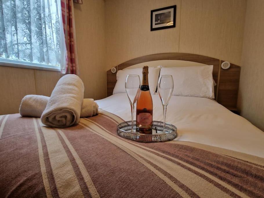 Homely 3 Bed Van @ Weymouth Bay Экстерьер фото