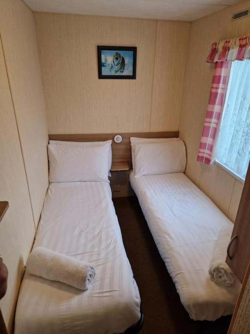 Homely 3 Bed Van @ Weymouth Bay Экстерьер фото